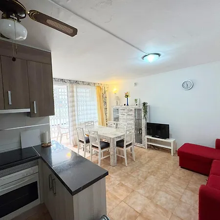 Primavera 293 Apartment *